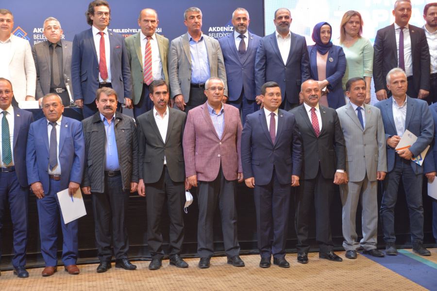 Başkan Sarı, Akdeniz Belediyeler Birliği meclis toplantısına katıldı 