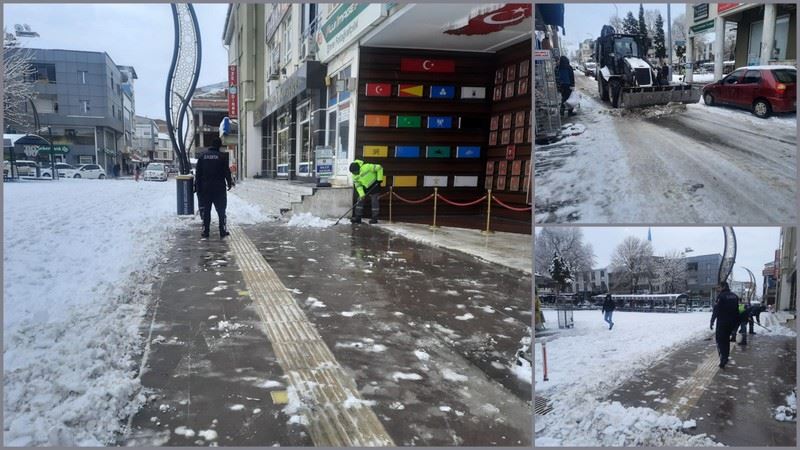 Dinar’da belediye ekipleri kar temizleme çalışmalarını sürdürüyor