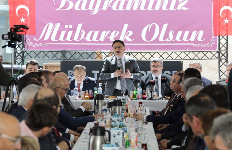 Vali Çiçek: “Şehrin her noktasında huzur ortamını oluşturuyoruz”