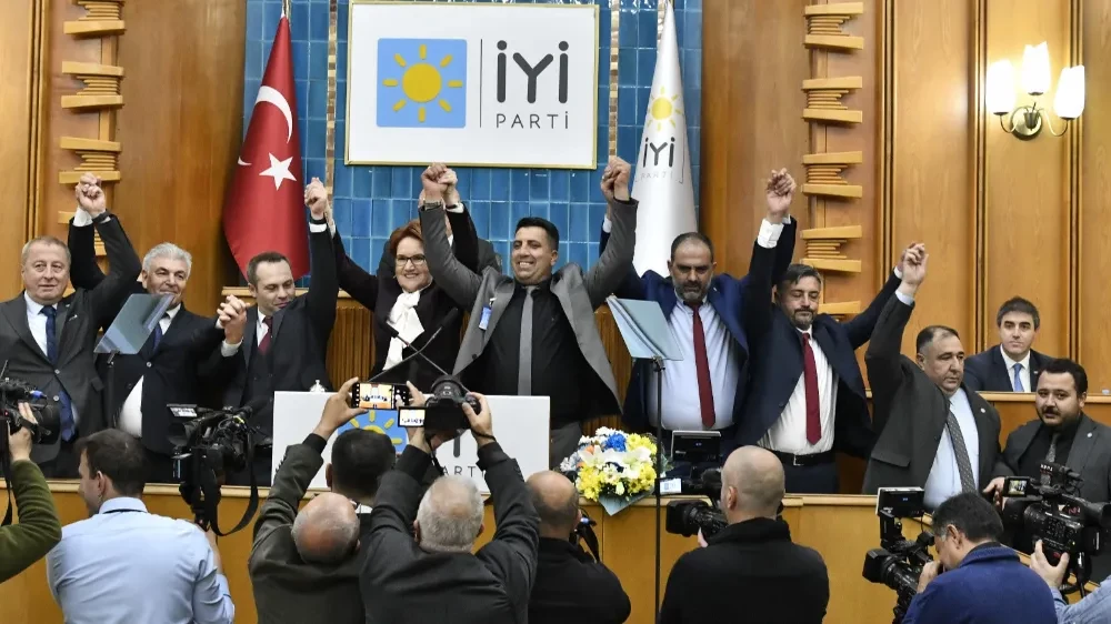 İYİ Parti, Afyonkarahisar İçin 6 Yeni Belediye Başkan Adayını Açıkladı