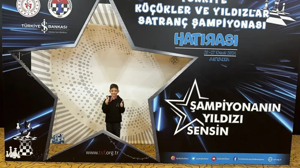 Afyon Tarihinde Bir İlk: 8 Yaşındaki Sporcu Milli Takım Havuzunda