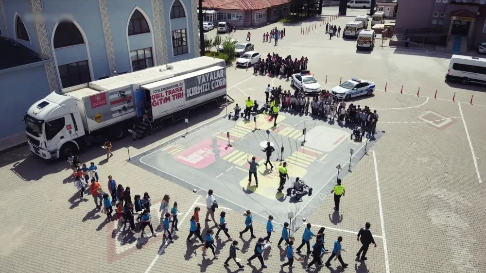  Mobil Trafik Eğitim Tırı Afyonkarahisar