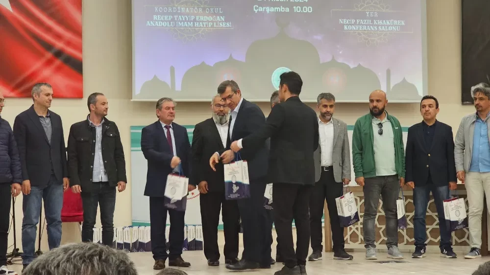 Afyon-İmam Hatip Lisesi ilimizi gururlandırdı