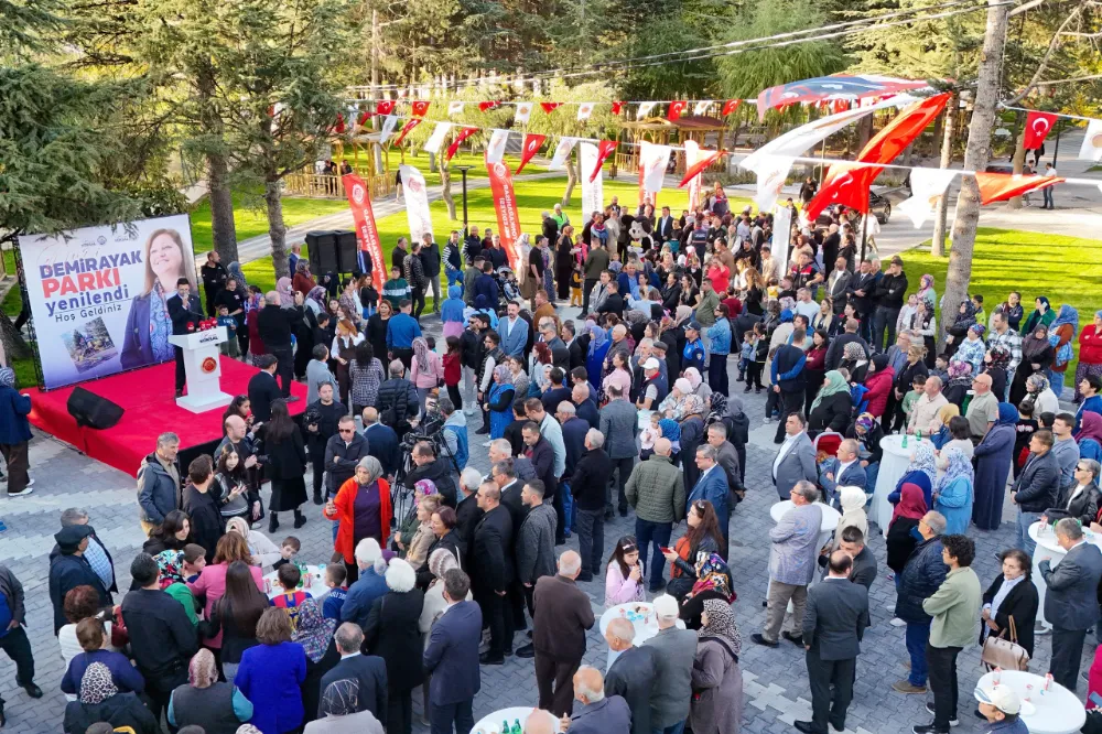 Afyonkarahisar’ın Yeni Nefes Alanı: Nuri Demirayak Parkı Hizmete Açıldı